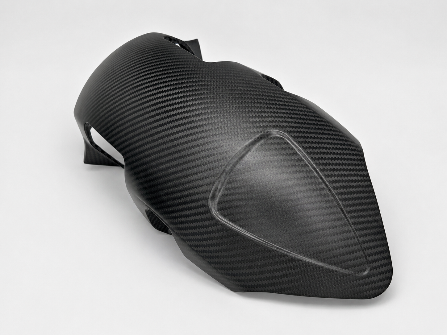 italjet-dragster-459-700-garde-boue-avant-carbone-artisanal image 2