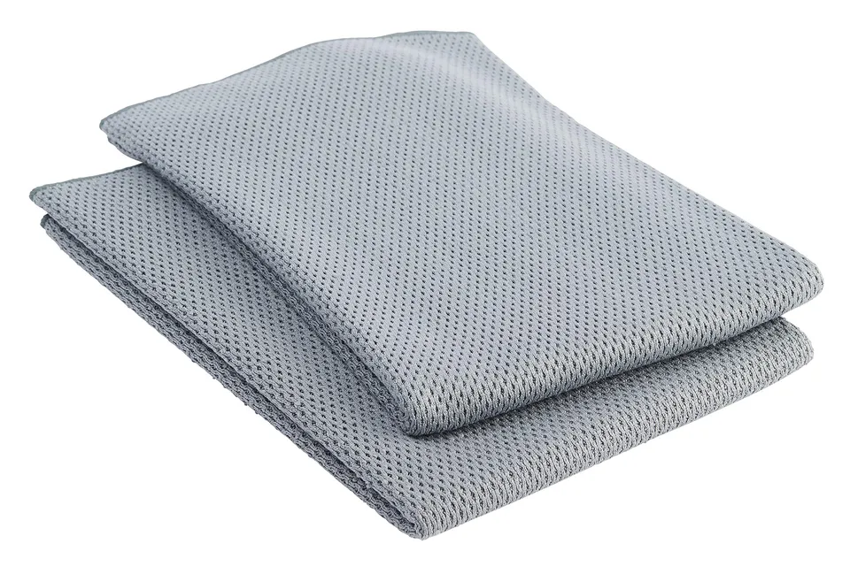 gtechniq-accessories-mf4-diamond-serviette-microfibre-60x60 image 1