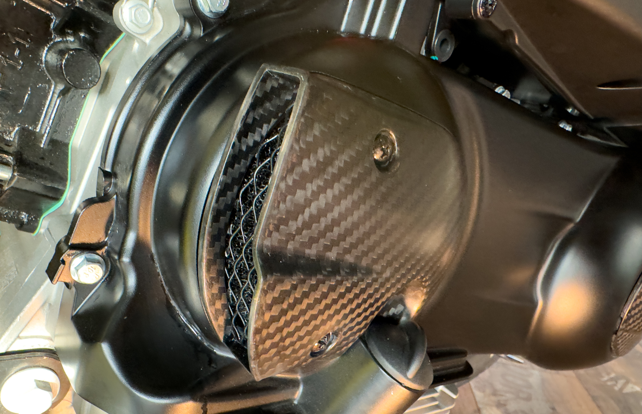 italjet-dragster-300-vent-transmission-carbone-mat image 2