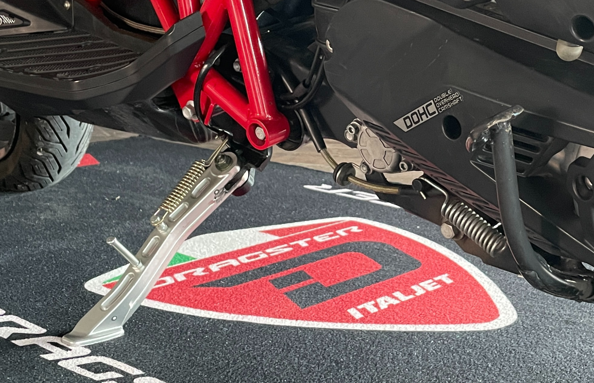 italjet-dragster-kit-b-quille-lat-rale-125-200-cnc image 2